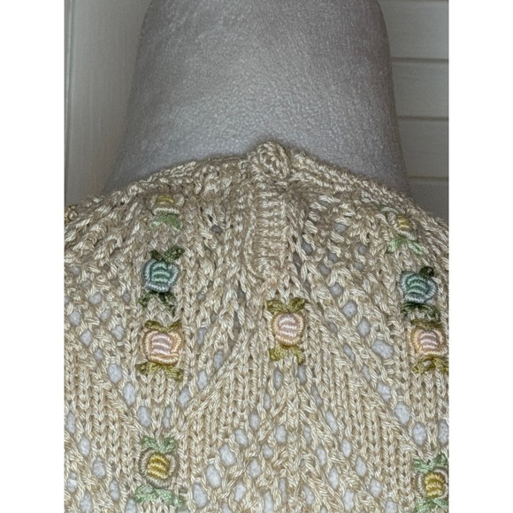 Vintage Handmade Pointelle Knit Short Sleeve Sweater M Openwork Cottage Rosettes - Picture 13 of 13